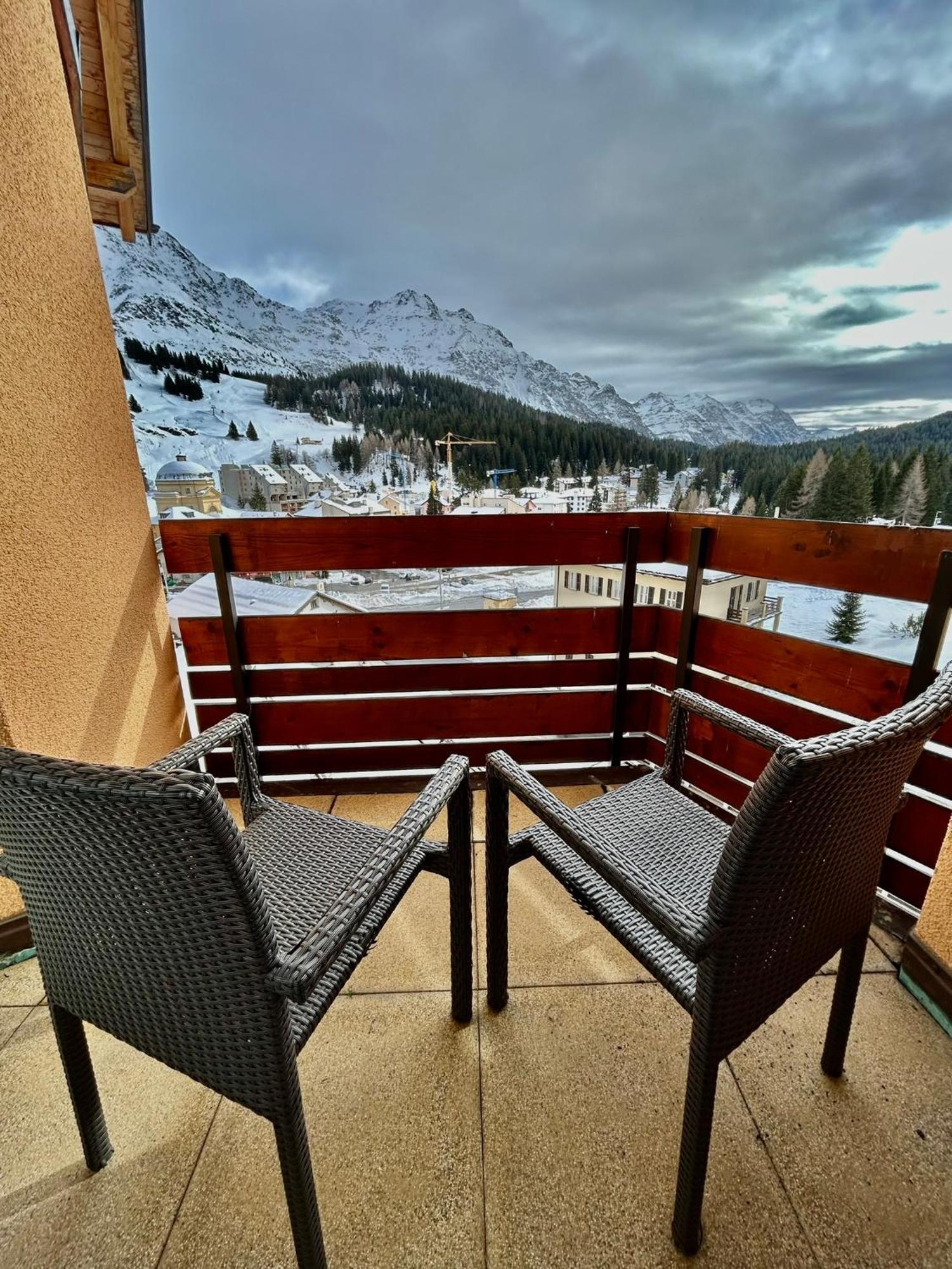 Hotel-Aparthotel San Bernardino Exteriör bild