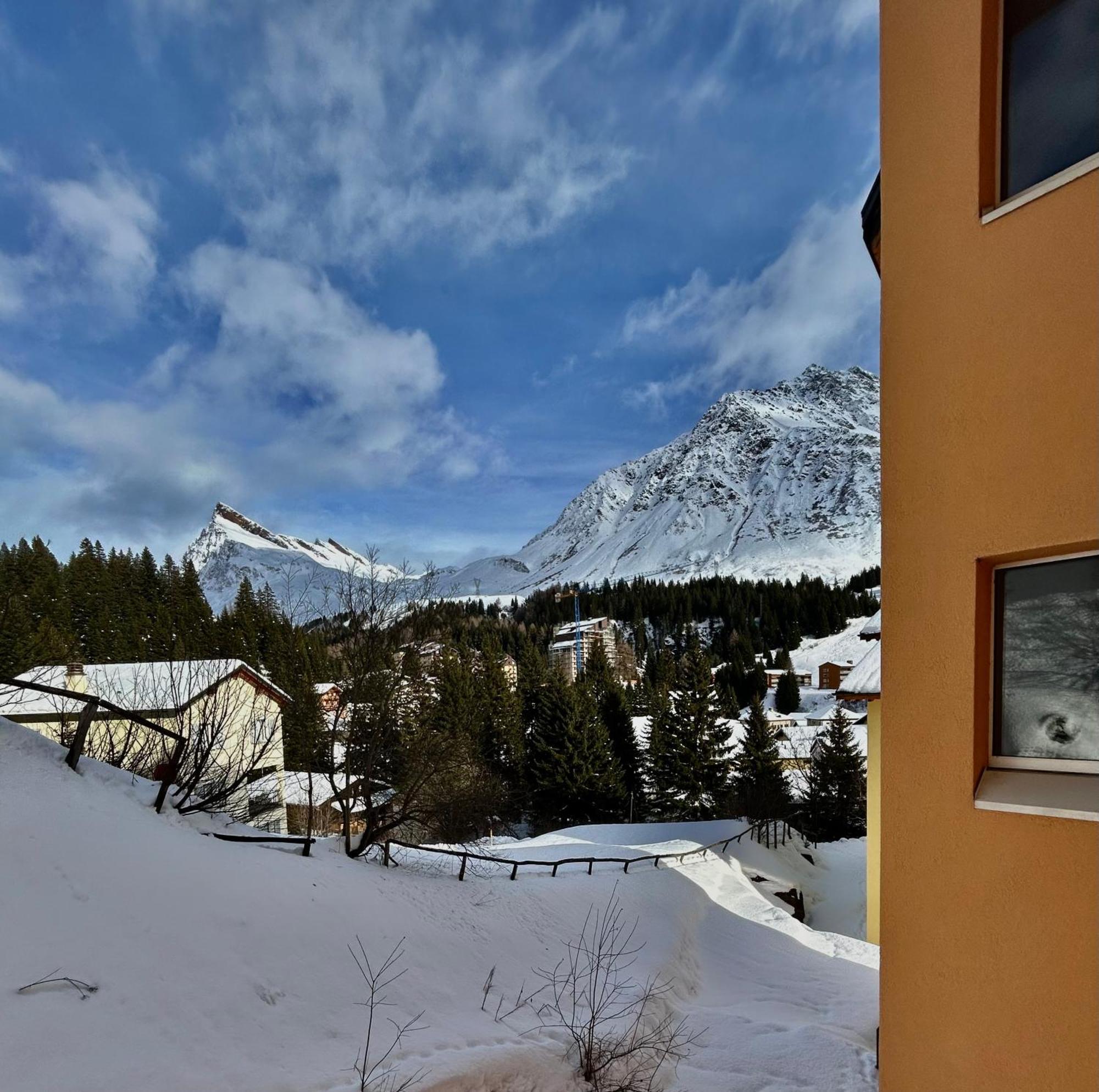 Hotel-Aparthotel San Bernardino Exteriör bild